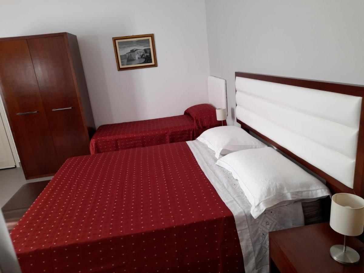 Siracusa Breakfast & Rooms Syracuse Екстер'єр фото